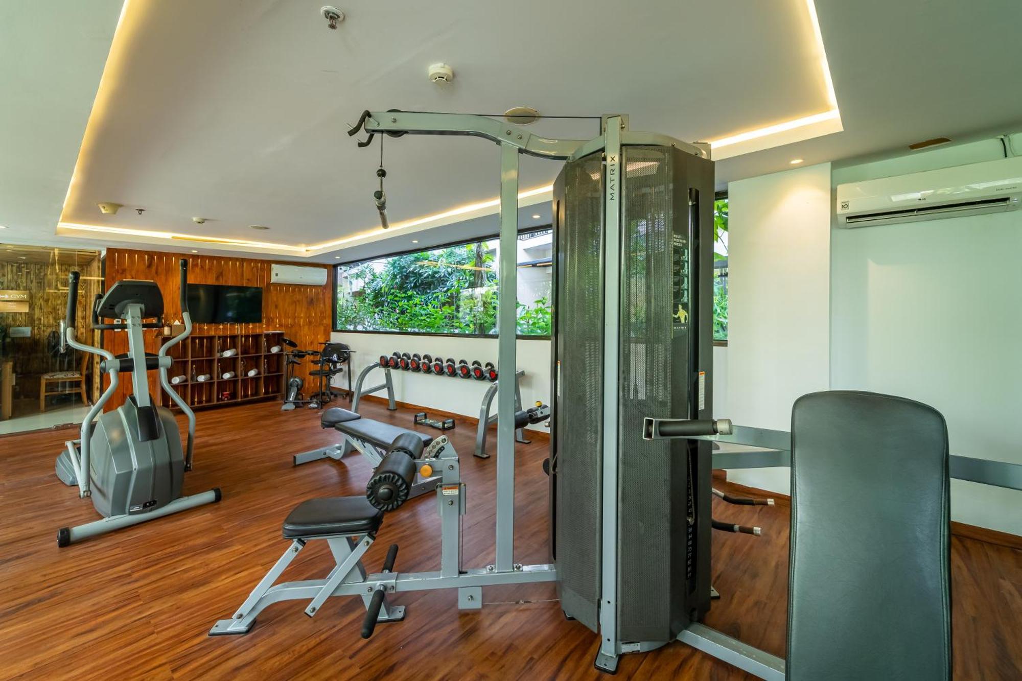 Cross Vibe Paasha Atelier Bali Kuta Hotel Kuta  Exterior photo