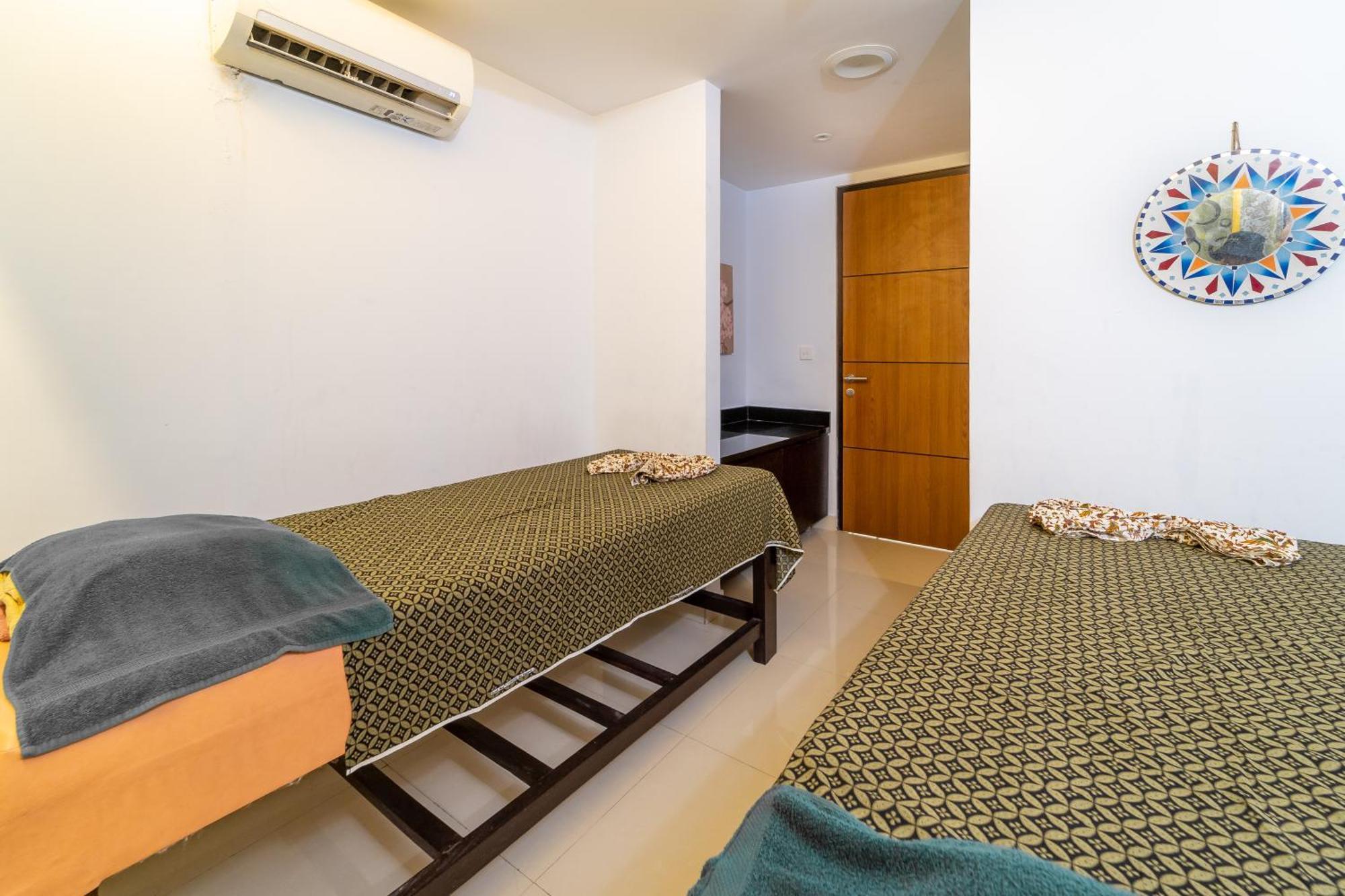 Cross Vibe Paasha Atelier Bali Kuta Hotel Kuta  Exterior photo